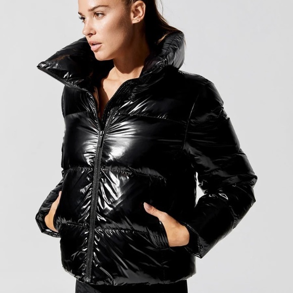 NWT Carbon38 Puffer Jacket in Takara Shine (Small)